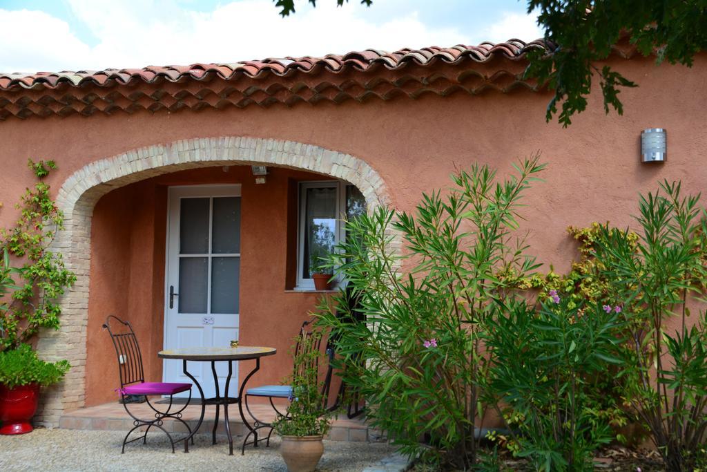 Bed and Breakfast Les Jardins De L'Ermitage Les Salles-sur-Verdon Pokoj fotografie